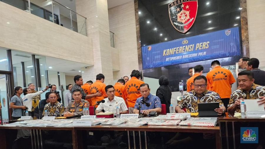Konferensi pers pengumuman tersangka kasus IMEI. (²©²ÊÍøÕ¾/Intan Rakhmayanti)
