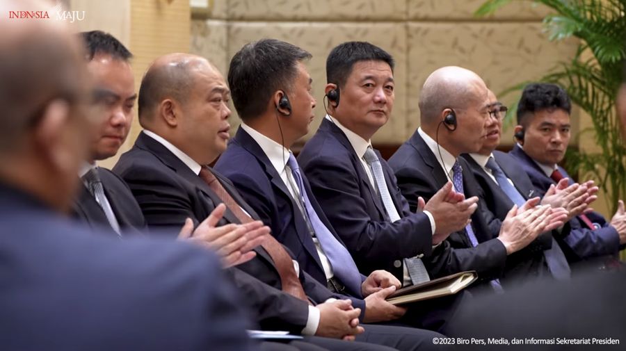Presiden Jokowi Terima Para Pengusaha Tiongkok, Chengdu, 28 Juli 2023. (Tangkapan Layar Youtube Sekretariat Presiden)