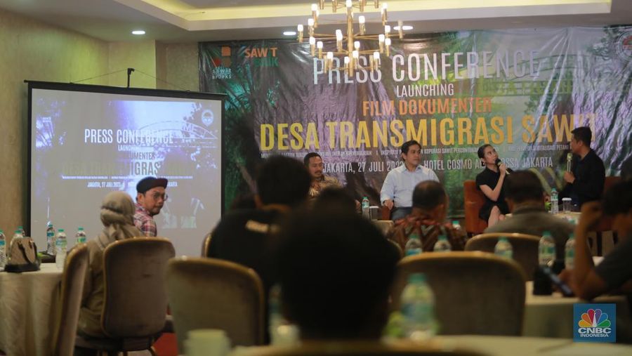 Film Dokumenter Desa Transmigrasi Sawit (CNBC Indonesia/Muhamad Sabki)