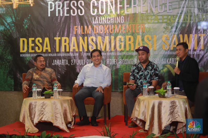 Film Dokumenter Desa Transmigrasi Sawit (CNBC Indonesia/Muhamad Sabki) Film Dokumenter Desa Transmigrasi Sawit (CNBC Indonesia/Muhamad Sabki)