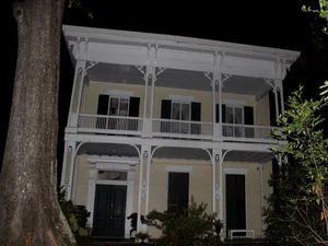 Manfaat Tak Terduga dari Rumah Hantu untuk Kesehatan Manusia