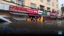 China Porak-Poranda karena Topan Doksuri