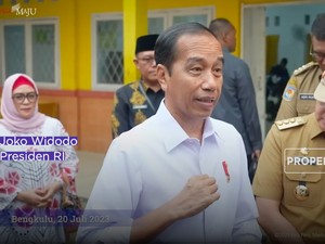 Bangga Produk Lokal, Jokowi Pesan Kemeja Putih Buatan Pelajar