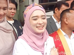 Inara Rusli Ngaku Sudah Punya Kekasih, Sosoknya Akan Diungkap Usai Menikah