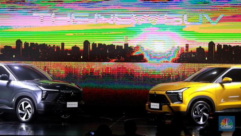Eksterior The New SUV Mitsubishi dipamerkan untuk pertama kali di Kawasan Pondok Indah, Jakarta, Senin, (31/7). (CNBC Indonesia/Muhammad Sabki)
