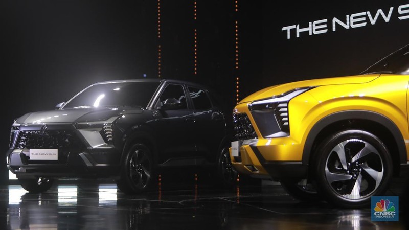 Eksterior The New SUV Mitsubishi dipamerkan untuk pertama kali di Kawasan Pondok Indah, Jakarta, Senin, (31/7). (CNBC Indonesia/Muhammad Sabki)