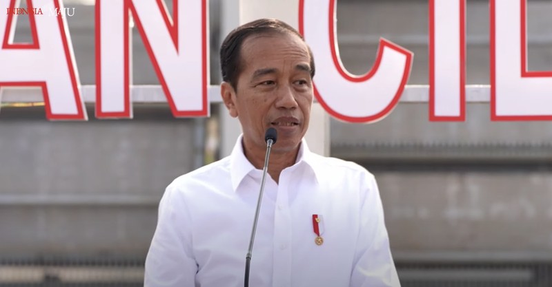 Presiden Joko Widodo (tengah) saat menghadiri peresmian sodetan Ciliwung. (YouTube/Sekretariat Presiden) Presiden Joko Widodo (tengah) saat menghadiri peresmian sodetan Ciliwung. (YouTube/Sekretariat Presiden)