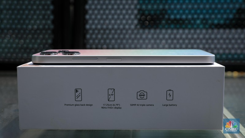 Redmi 12. (CNBC Indonesia/Faisal Rahman) Redmi 12. (CNBC Indonesia/Faisal Rahman)
