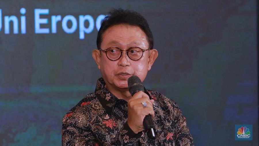 Ketua Umum Gabungan Usaha Kelapa Sawit Indonesia (Gapki), Eddy Marto saat menghadiri acara FoodAgri Insight On Location dengan tema 