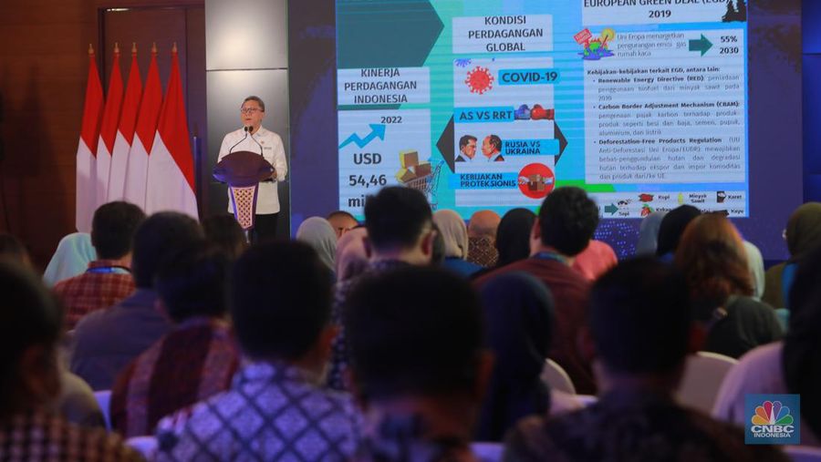 Menteri Perdagangan (Mendag), Zulkifli Hasan saat menghadiri acara FoodAgri Insight On Location dengan tema 