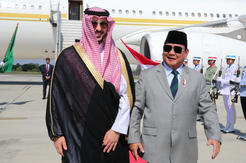 Menteri Pertahanan RI Prabowo Subianto menerima kunjungan Menteri Pertahanan Arab Saudi Pangeran Khalid bin Salman bin Abdul Aziz. (Dok. Tim Media Prabowo Subianto)
