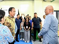 Presiden Kunjungi Stan SETC di Festival UMKM Merdeka