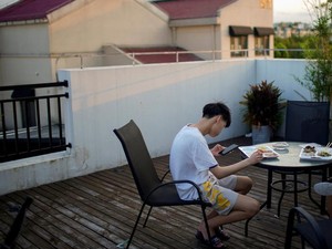 Riset: Medsos Tak Ganggu Pertemanan Offline Anak-anak & Remaja
