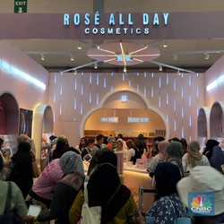 Jakarta X Beauty 2023 Diburu Pengunjung, Diskon hingga 70%!