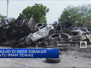 Video: Masjid Di India Dibakar, Satu Imam Tewas