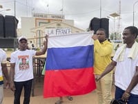 Dukung Putin, Bendera Rusia Berkibar di Negara Ini