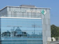 Debut IPO, Saham Emiten RS Charlie (RSCH) Terbang Sentuh ARA