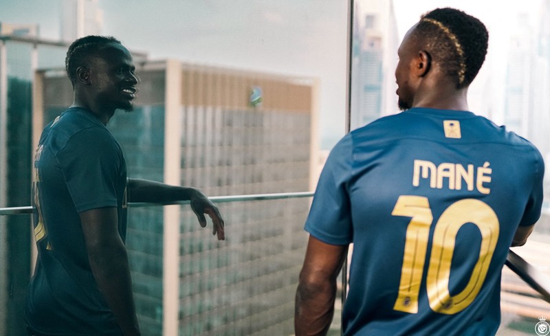 Pesepakbola Sadio Mane remsmi bergabung dengan klub Al Nassr. (Al Nassr Football Club/Handout via REUTERS) Pesepakbola Sadio Mane remsmi bergabung dengan klub Al Nassr. (Al Nassr Football Club/Handout via REUTERS)