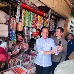 Jokowi Jago Jaga Inflasi, Tapi Terpeleset di Tikungan Terakhir
