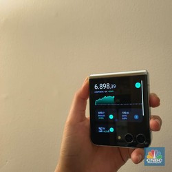 Samsung Siapkan HP Lipat Murah, Simak Bocorannya!