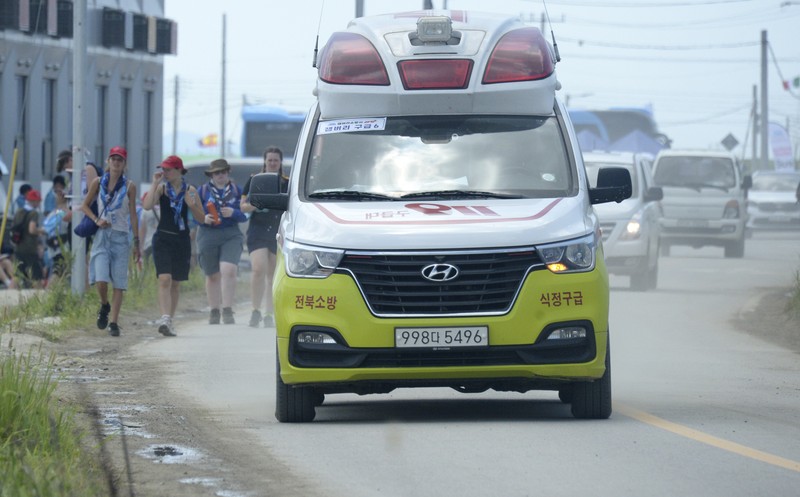 Tenda didirikan di lokasi perkemahan pramuka selama Jambore Pramuka Dunia di Buan, Korea Selatan, Jumat, 4 Agustus 2023. Lebih dari 100 orang dirawat karena sakit panas di Jambore Pramuka Dunia yang diadakan di Korea Selatan, yang mengalami salah satu musim panas terpanas selama bertahun-tahun. (Choe Young-soo/Yonhap via AP)