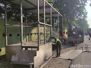 Video: Tampang Pelaku Perusakan Halte Trans Jatim di Sidoarjo