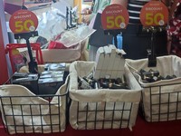 Ada Diskon Skincare & Make Up Hingga 70% di Female Daily Warehouse