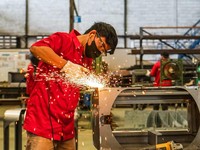 Perusahaan RI Ini Ahli Metal Furnitur Tahan Api