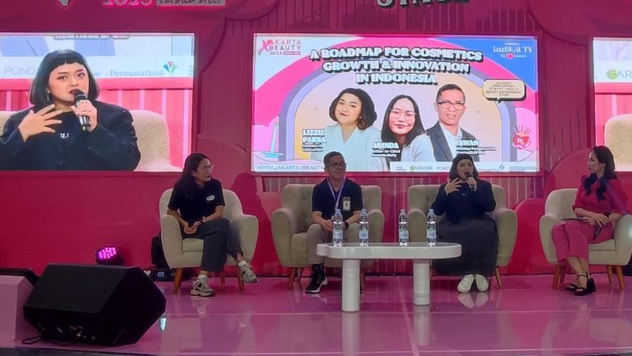 Diskusi A Roadmap for Cosmetics Growth & Innovation in Indonesia di Jakarta X Beauty 2023, Sabtu (5/8/2023).