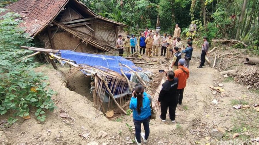 Lubang misterius di Kulon Progo (Jalu Rahman Dewantara/detikJateng)