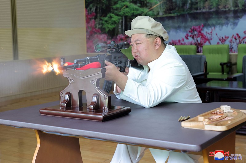 NORTHKOREA-MISSILES/ North Korean leader Kim Jong Un gives field guidance at a major weapon factory in this image released by North Korea's Korean Central News Agency on August 6, 2023. KCNA via REUTERS ATTENTION EDITORS - THIS IMAGE WAS PROVIDED BY A THIRD PARTY. REUTERS IS UNABLE TO INDEPENDENTLY VERIFY THIS IMAGE. NO THIRD PARTY SALES. SOUTH KOREA OUT. NO COMMERCIAL OR EDITORIAL SALES IN SOUTH KOREA.