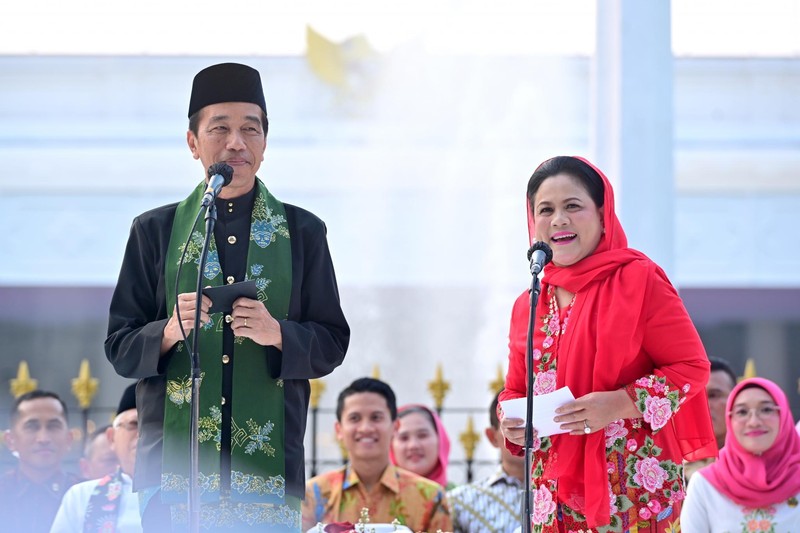 Istana Berkebaya baru pertama kali digelar di depan Istana Merdeka, Jakarta, pada Minggu sore, (6/8/2023). Istana Berkebaya baru pertama kali digelar di depan Istana Merdeka, Jakarta, pada Minggu sore, (6/8/2023). (Dok. Laily Rachev - Biro Pers Sekretariat Presiden)