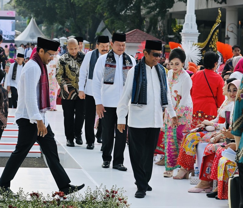 Istana Berkebaya baru pertama kali digelar di depan Istana Merdeka, Jakarta, pada Minggu sore, (6/8/2023). Istana Berkebaya baru pertama kali digelar di depan Istana Merdeka, Jakarta, pada Minggu sore, (6/8/2023). (Dok. Laily Rachev - Biro Pers Sekretariat Presiden)