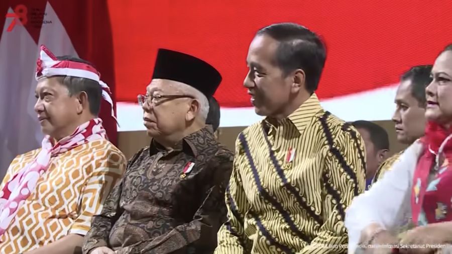 Presiden Joko Widodo saat menghadiri Indonesia Pecahkan Rekor Pergelaran Angklung Terbesar di Dunia, Jakarta, 5 Agustus 2023. (Tangkapan Layar Youtube Sekretariat Presiden)