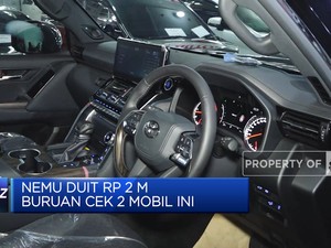 Adu Gagah Toyota Land Cruiser VXR Atau Lexus RX 300