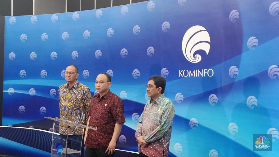 Menteri Kominfo, Budi Arie Setiadi, dalam konferensi pers Update terkait Pemberantasan Judi Online, Selasa (8/8/2023) (CNBC Indonesia/Novina)