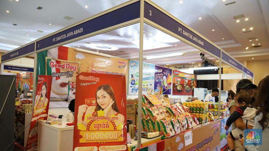 Pameran Dagang dan Pariwisata di Kamboja Hasilkan Transaksi Potensial Hingga USD 1 Juta dan 3 Kesepakatan Dagang. (KBRI Kamboja)