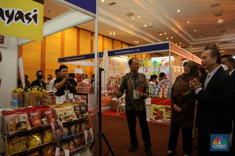 Pameran Dagang dan Pariwisata di Kamboja Hasilkan Transaksi Potensial Hingga USD 1 Juta dan 3 Kesepakatan Dagang. (KBRI Kamboja)