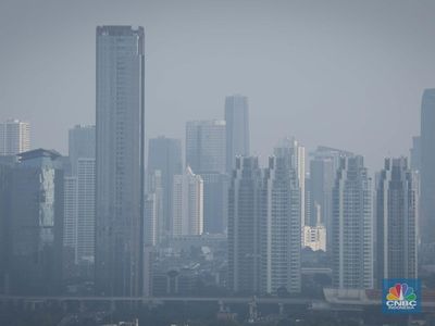 Jebakan Stagnasi Ekonomi Indonesia