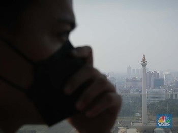 Heboh Polusi Udara Jakarta, Obat Batuk dan Masker Laku Keras?