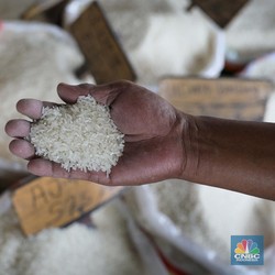 Bunda, Harga Beras Masih Terbang, di Pasar Cipinang Segini
