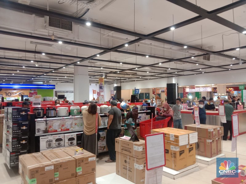 Transmart Full Day Sale (CNBC Indonesia/Eqqi Syahputra) Transmart Full Day Sale (CNBC Indonesia/Eqqi Syahputra)