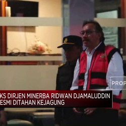 Ditahan Kejagung, Ini Penampakan Ridwan Djamaluddin Diborgol