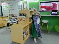 Bisnis Fesyen Ini Usung Sustainable Batik & Zero Waste