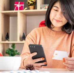 Mau Belanja Rutin Pakai Kartu Kredit? Baca Ini Dulu Biar Gak Boncos