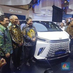 Airlangga Buka GIIAS, Singgung Target Ekspor 500 Ribu Mobil