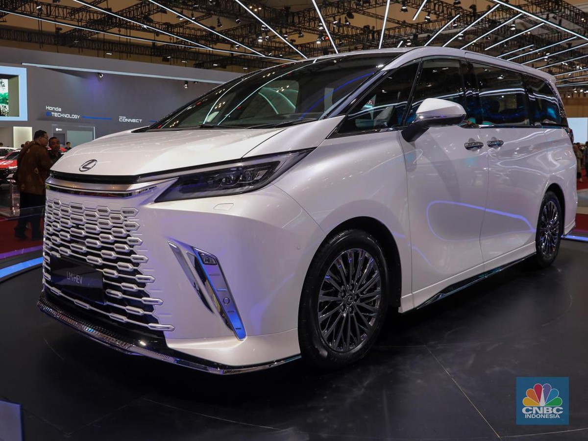 Lonjakan Permintaan Mobil Hibrida Toyota Picu Krisis Suku Cadang Global