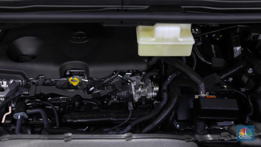 Meluncur di GIIAS 2023, Ini Wujud Alphard Hybrid. (CNBC Indonesia/Faisal Rahman)