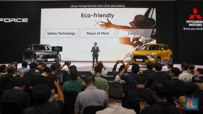 Meluncur di GIIAS 2023, Ini Wujud Alphard Hybrid. (CNBC Indonesia/Faisal Rahman)