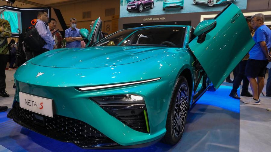 Mobil Baru Pabrikan China SERES. (CNBC Indonesia/Faisal Rahman)